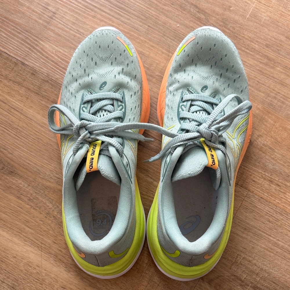 ASICS Women's Gel-Cumulus 26 Running Shoes - Size 6.5